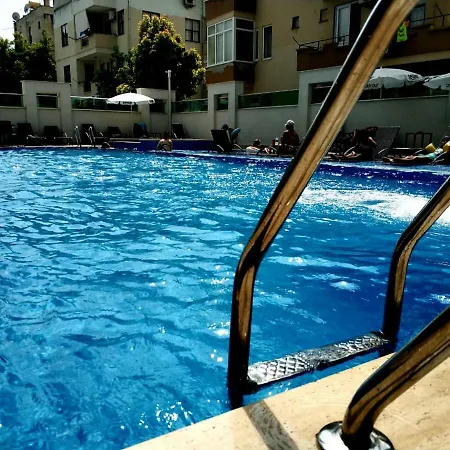 20 Cleopatra Select Apartment Alanya